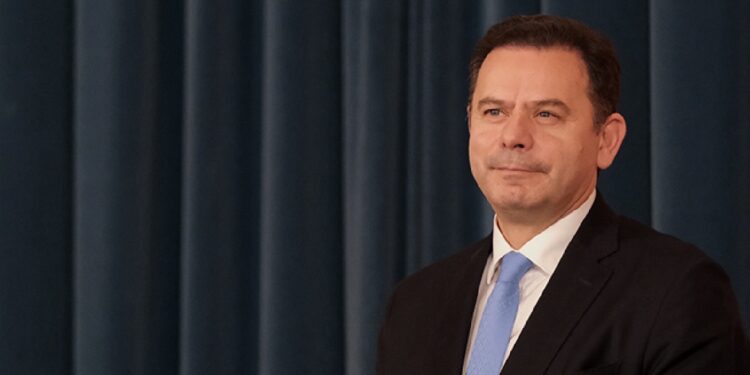 Luís Montenegro reitera compromisso de reforçar a rede consular e de promover o português como língua oficial da ONU