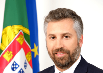 Pedro Nuno Santos viabiliza Orçamento de Estado