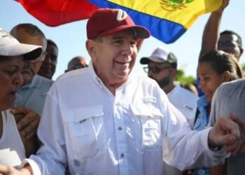 Opositor venezuelano pede a Portugal que lidere reconhecimento de Urrutia como presidente