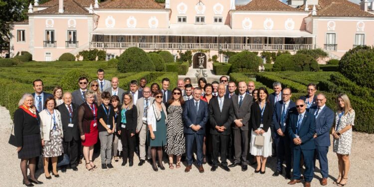 Autarcas de origem portuguesa eleitos em França recebidos em Belém (com fotos)