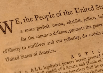 Cópia rara da Constituição dos EUA vendida por 8 milhões