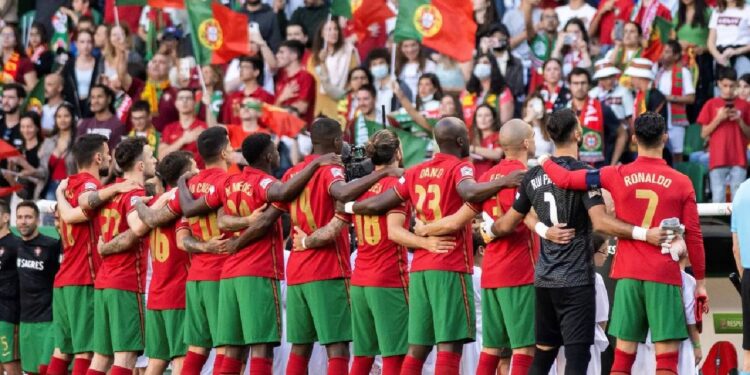 Portugal sobe ao sétimo lugar do ranking da FIFA 11 Portugal sobe ao sétimo lugar do ranking da FIFA