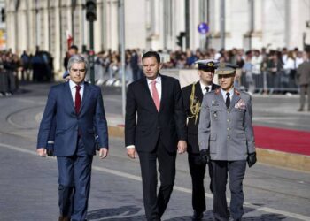 Portugal quer comprar 36 equipamentos militares de artilharia até 2034