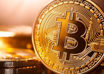 Bitcoin ultrapassa os 71.000 dólares pela 1.ª vez desde junho