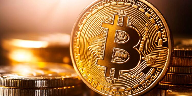 Bitcoin ultrapassa os 71.000 dólares pela 1.ª vez desde junho 11 Bitcoin ultrapassa os 71.000 dólares pela 1.ª vez desde junho