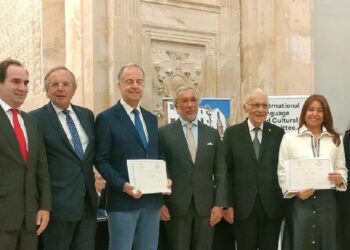 Universidade de Coimbra faz pontes entre os países lusófonos e a China