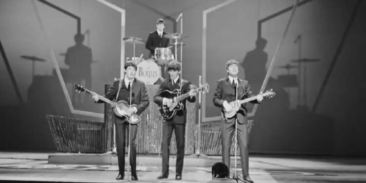 "Guitarra histórica" dos Beatles pode arrecadar mais de 700 mil em leilão