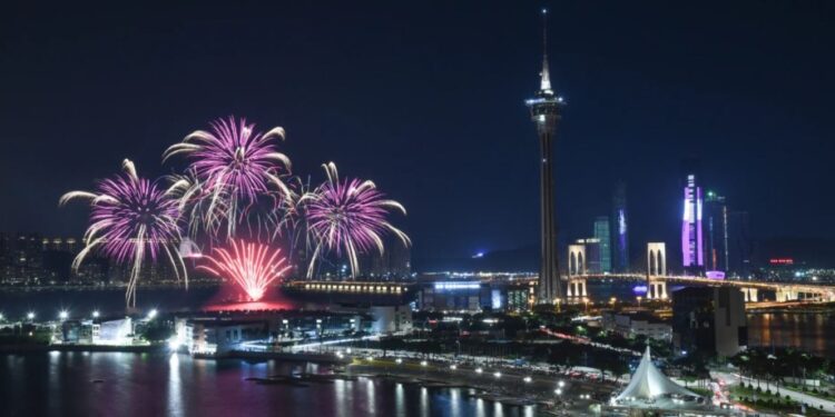 Fogo de artifício: China vence concurso encerrado por Portugal