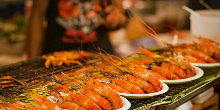 Festival de Gastronomia Heróis do Mar na Doca da Marinha em Lisboa até domingo