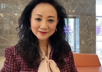 Conselheira das Comunidades Portuguesas da China suspende mandato