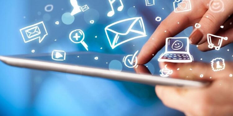 Comissão Europeia dá dois meses a Portugal para cumprir nova lei sobre plataformas digitais