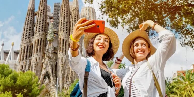 Espanha bate recorde de turistas em 2024