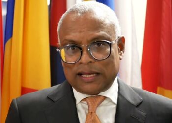Presidente cabo-verdiano quer promover debate sobre desenvolvimento do país até 2075 e implicar a diáspora 12 Presidente cabo-verdiano quer promover debate sobre desenvolvimento do país até 2075 e implicar a diáspora