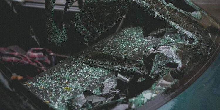 Duas portuguesas morrem em acidente após festa de halloween em Inglaterra