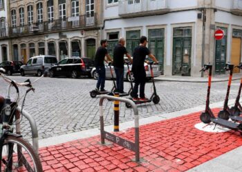 Portugal entre seis países europeus sem idade mínima para conduzir trotinete elétrica 20 Portugal entre seis países europeus sem idade mínima para conduzir trotinete elétrica