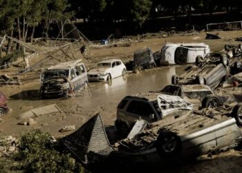 Sobe para 217 o número de mortos na região de Valência após as cheias