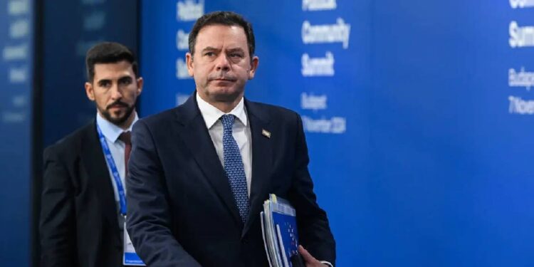 Primeiro-ministro português faz primeira visita ao Brasil com G20 no centro da agenda 11 Primeiro-ministro português faz primeira visita ao Brasil com G20 no centro da agenda