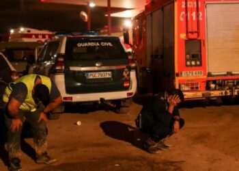 Operacionais portugueses vão para Valência ajudar sem passar pelo Governo