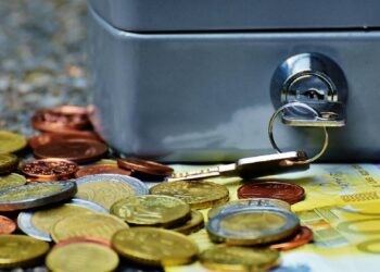 Mais de metade dos portugueses poupa menos de 10% do salário 20 Mais de metade dos portugueses poupa menos de 10% do salário