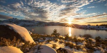 Este é um dos melhores locais para visitar no outono e inverno pela neve e paisagem natural (COM FOTOS)