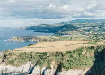 Setor turístico nos Açores tem receita de quase mil milhões de euros 18 Setor turístico nos Açores tem receita de quase mil milhões de euros
