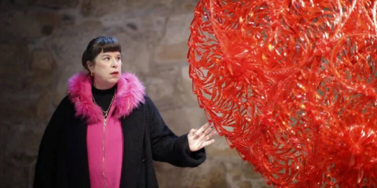 Exposição de Joana Vasconcelos no palácio de Madrid em fevereiro