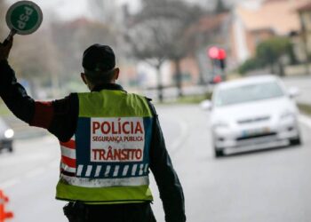 Já conhece os sinais de trânsito D6 e D6a? Aprenda o que significam em Portugal